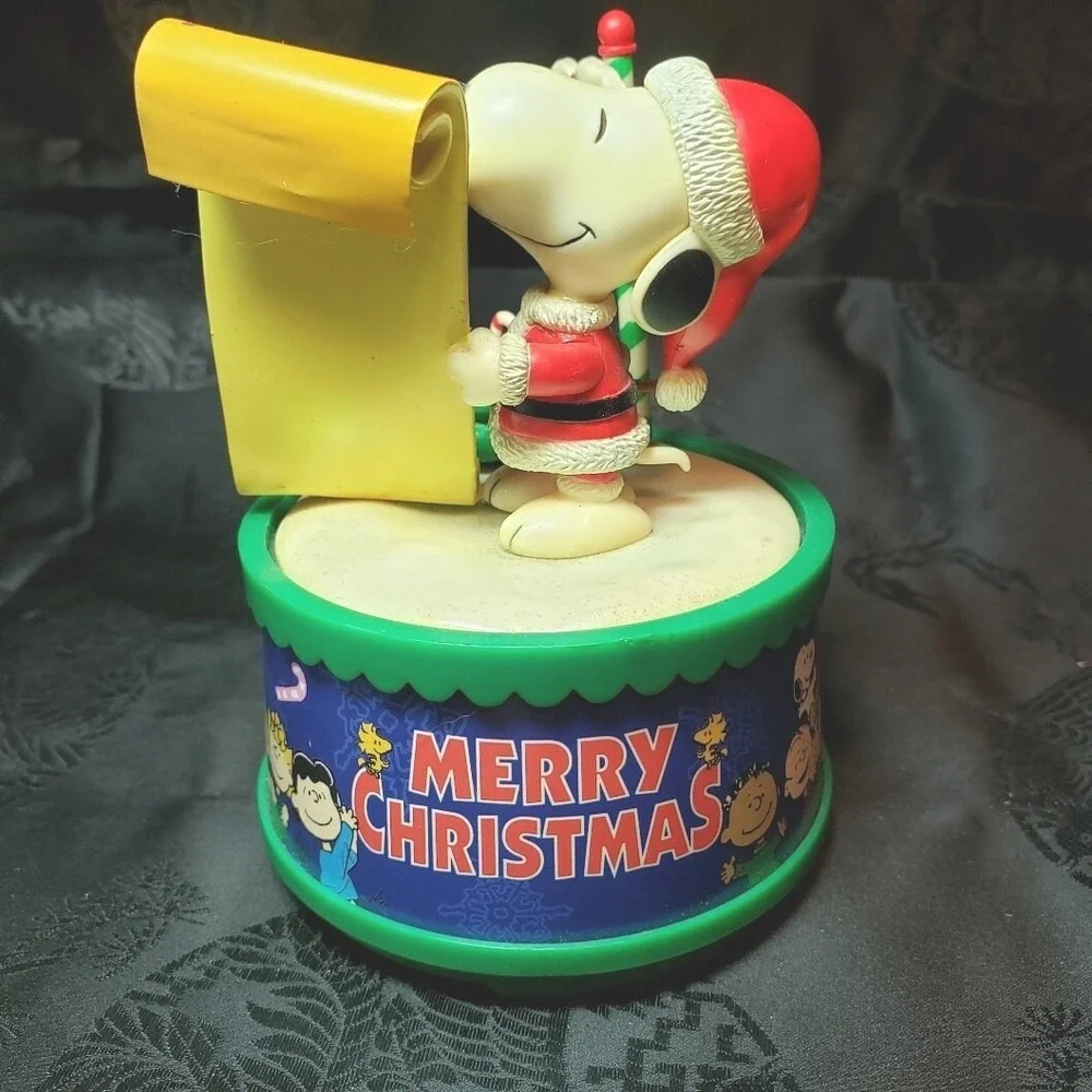 Peanuts - Kurt Adler snoopy as